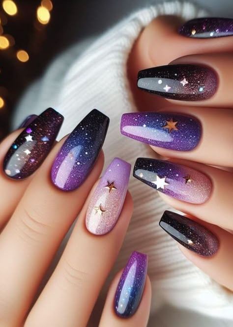 Cosmos Nails, Space Nails Galaxy, Purple Galaxy Nails, Matte Vs Glossy Nails, Galaxy Nail Designs, Eye Galaxy, Nails Galaxy, Galaxy Nail, Glossy Nails