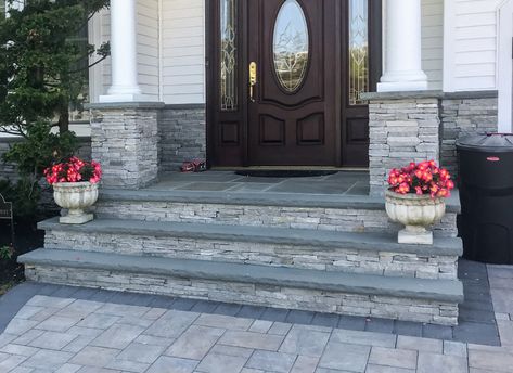 Front Porch Stone Steps, Front Porch Stairs, Front Porch Stone, Stone Porches, Porch Stairs, Front Porch Steps, Front Door Steps, Front Stairs, Brick Steps