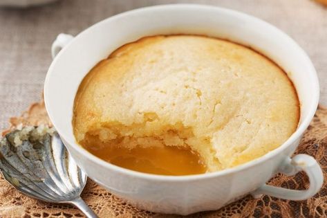 Lemon Curd Pudding, Self Saucing Pudding, Hot Desserts, Winter Dessert, Coconut Desserts, Lemon Pudding, Recipe Sweet, Winter Desserts, Sweet Sauce