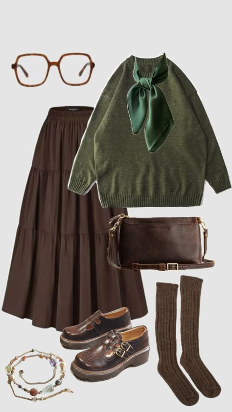 #hobbitcore #hobbit #cottagecore #outfit #greenaesthetic #brown Cottagecore Dark Academia Outfit, Earthy Academia Outfits, Botany Aesthetic Outfit, Modern Hobbit Outfit, Casual Hobbit Outfit, Hobbit Cottagecore, Hobbit Aesthetic Clothes, Hobbitcore Outfits, Cottage Core Winter Outfits