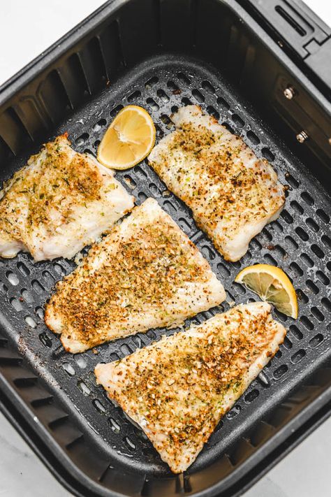 Air Fryer Frozen Cod Frozen Cod Air Fryer Recipes, Meal Prep For Bodybuilding, Good Protein Snacks, Meal Prep Bodybuilding, Frozen Fish Fillets, Dash Diet Meal Plan, Golo Diet, Cod Fish Recipes, Frozen Fish