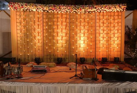 Backdrop diya wall concepts Qawali Night Decorations, Ghazal Night Decoration, Qawali Night Aesthetic, Qawwali Night Decor, Sufi Decor Wedding, Qawali Decor, Qawwali Aesthetic, Qawali Night Decor, Sufi Night Decor