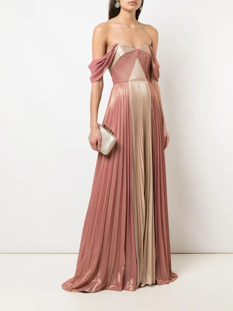 Metallic Gown, Designer Evening Gowns, Designer Evening Dresses, فستان سهرة, Looks Chic, Marchesa, Women Outfits, Mode Inspiration, Gold Dress