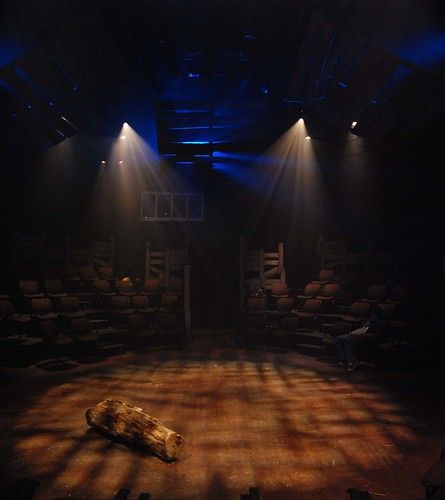 Black Box Theatre Set Design, Theatre Lighting Design Inspiration, Theater Lighting Design, Lighting Theatre, Theatre Lighting Design, Lighting Design Theatre, Old Theater, Silent Sky, Trojan Women