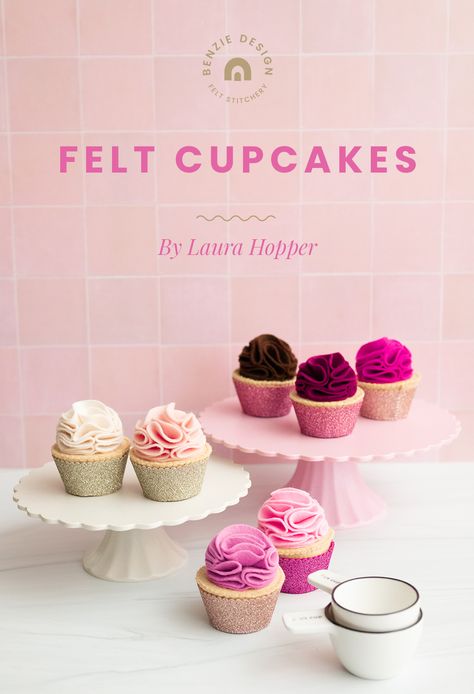 Make felt play cupcakes with beautiful ombré frosting and glittery cupcake holders using our free tutorial! Created by Laura Hopper for Benzie Design.  #cupcakes #feltfood #playkitchen #pretendplay #partydecor #partytime #feltcraft #benziefelt #benziedesign Felt Desserts Food Patterns, Diy Felt Cupcakes Pattern, Diy Play Cupcakes, Felt Ice Cream Pattern, Felt Cupcake Pattern Free, Felt Cupcake Pattern, Felt Bakery Food, Felt Play Food Patterns Free, Felt Food Patterns Free Templates