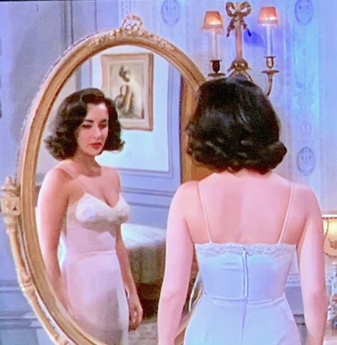 The Last Time I Saw Paris, The Last Time I Saw Paris 1954, Venusian Energy, Elizabeth Taylor Style, Butterfield 8, 1950s Hair, French Girly, Helen Rose, Random Vintage