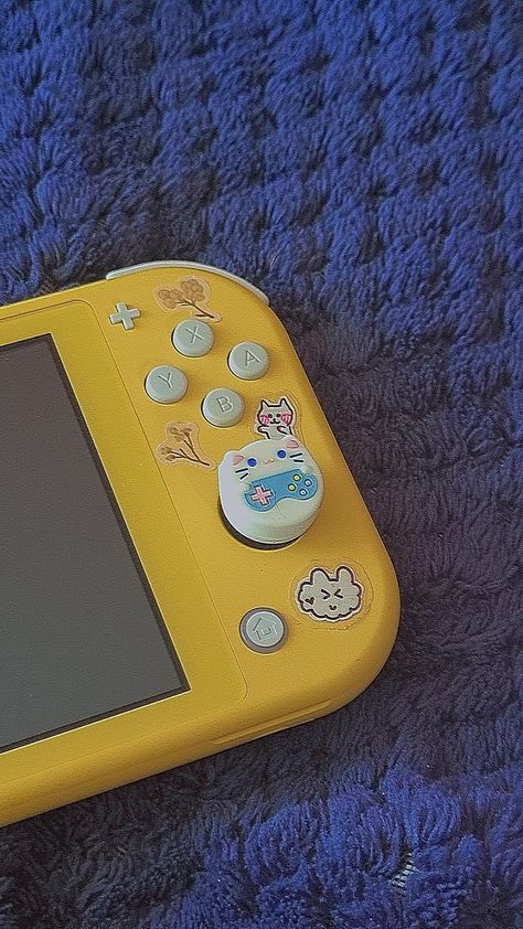 Nintendo Switch Lite Aesthetic Case, Nintendo Switch Lite Yellow Aesthetic, Nintendo Switch Lite Stickers, Nintendo Switch Lite Yellow, Nintendo Lite Accessories, Nintendo Lite Aesthetic, Nintendo Switch Yellow, Aesthetic Nintendo Switch Lite, Nintendo Switch Setup