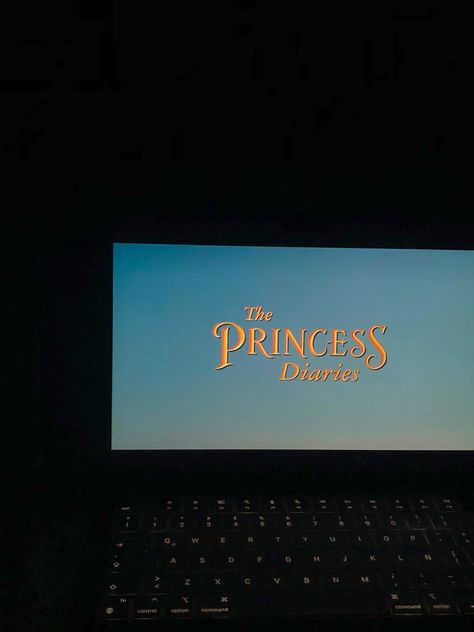 Vivi Core, Princes Diaries, Command And Control, Princess Diaries, My Vibe, Good Movies, Fangirl, Prince, Disney