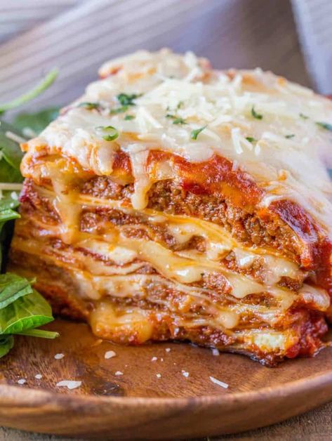 Ultimate Meat Lasagna with four cheeses, a homemade marinara sauce and a few quick chef tricks will make you feel like you've ordered lasagna at your favorite Italian Restaurant. Easy Meat Lasagna, Greek Lasagna, Best Lasagna Recipe, Meat Lasagna, Homemade Marinara, Food Obsession, Pretty Food, Food Cravings, Aesthetic Food