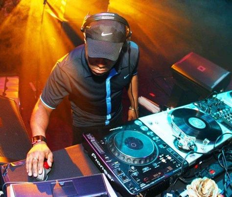 DJ Dj Lifestyle, Dj Website, Dizzee Rascal, Dj Mixer, Song Request, World Party, Best Dj, Bass Music, Record Company