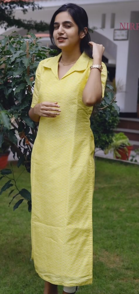 Simple Kurti Neck Designs Casual, Chudidhar Dress Designs, Kurti From Saree Ideas Latest, Kurthi Models Latest Cotton For Stitching, Jute Silk Kurti Designs, Kurta Hand Designs, Kurtis Hand Designs, Unique Kurti Neck Designs, Kurthi Sleeve Designs Latest