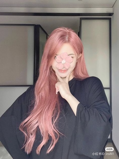 Pink Hair Blonde Bangs, Pink Hair For Cool Skin Tone, Asian With Pink Hair, Metallic Pink Hair, Pink Hair Ulzzang, Long Pink Hair With Bangs, Pink Hair Shadow Root, Cool Tone Pink Hair, Dust Pink Hair