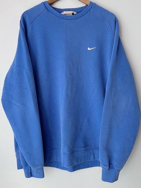 Blue Crewneck, Cute Outfits For School, Cute Preppy Outfits, Nike Sweater, Cute Sweatshirts, Nike Sweatshirts, Themed Outfits, Nike Outfits, Night Outfits