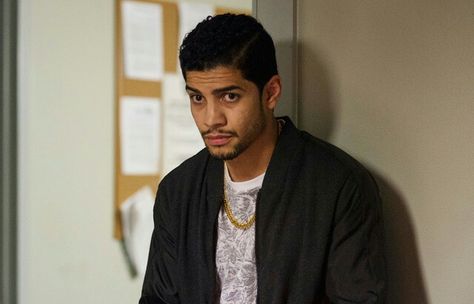 Rene Ramirez Rick Gonzalez, Wild Dog, Male Faces, Boy Toy, Dc Comics Characters, Wild Dogs, Mambo, Hot Meals, The Cw