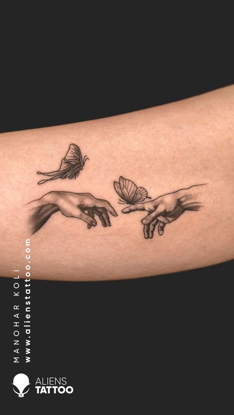 Hands God Tattoo, Adam And Gods Hands Tattoo, The Hands Of God And Adam Tattoo, God And Man Hands Tattoo, God And Man Touching Tattoo, Creation If Adam Tattoo, God Giving Adam Life Tattoo, Tattoo Ideas Hands Touching, Michelangelo Hands Tattoo Design