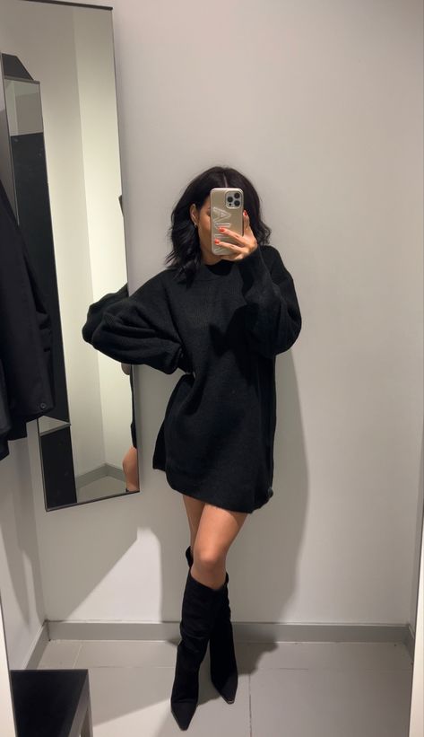 Jumper Dress And Boots Outfit, Black Tights Sweater Dress, Over Sized Sweater Dress Outfit, Sweater Dress With Jacket Outfit, Loose Sweater Dress Outfit, Crewneck Dress Outfit, Black Jumper Dress Outfit Winter, Oversized Sweater As Dress, Winter Outfits Cold Dress