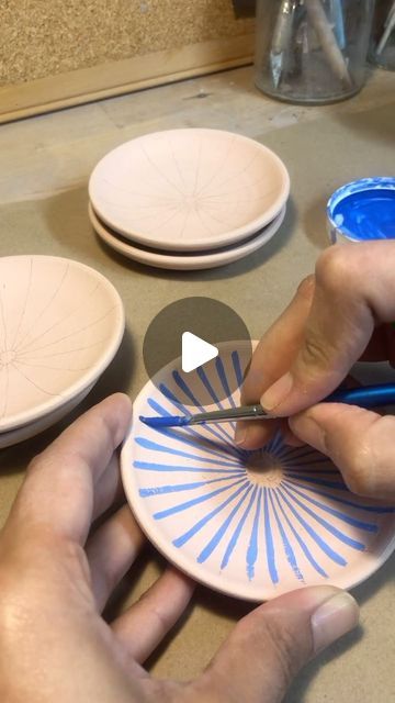 𝙏𝙝𝙚 𝘾𝙚𝙧𝙖𝙢𝙞𝙘 𝙎𝙘𝙝𝙤𝙤𝙡 on Instagram: "How to glaze a dish ❤️ ••• Follow @milkmadestudio for more!" Painting Ideas On Ceramic Plate, How To Paint Glazed Ceramic Pots, Glazed Plates Ceramic Art, Ceramic Painting Tutorial, Cool Glazing Techniques Ceramic Art, Glazing Ceramics Ideas, Paint On Ceramic Plate Diy, Under Glaze Ceramics, Ceramic Paint Techniques