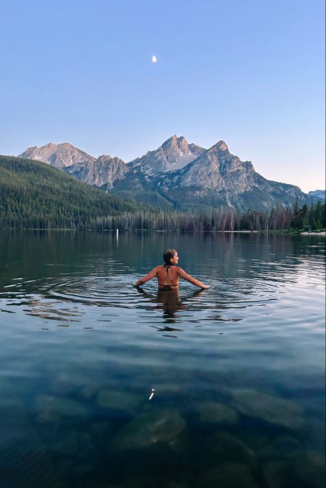 Mountains In Summer, Camping By The Lake, Swimming In A Lake Aesthetic, Lake Vision Board, Lake In Mountains, Living On A Lake, Cozy Mountain Aesthetic, Summer Aesthetic Mountains, Montana Vacation Summer