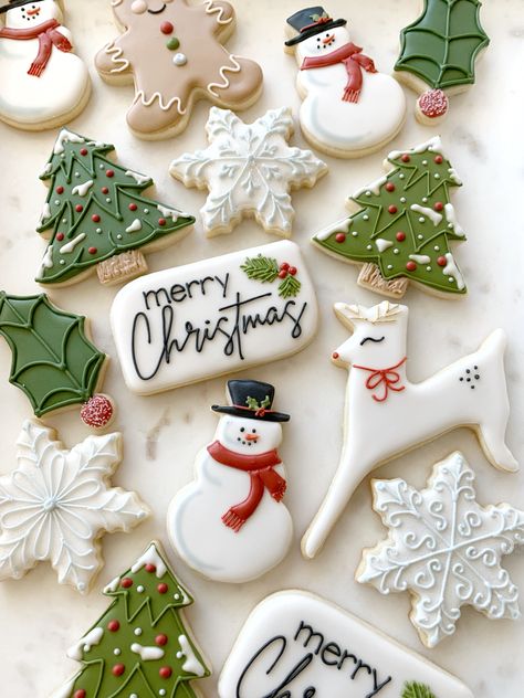 Christmas Decorated Sugar Cookies Christmas Decorated Sugar Cookies, Christmas Sugar Cookie Designs, Iced Christmas Cookies, Royal Icing Christmas Cookies, Frosted Pinecones, Metallic Ornaments, Decorated Christmas Cookies, Snowflake Sugar Cookies, Christmas Sugar Cookies Decorated