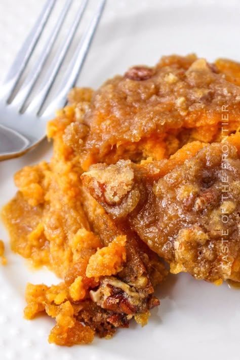 Ruths Chris Sweet Potato Casserole, Potato Recipes Casserole, Potato Souffle, Best Sweet Potato Casserole, Sweet Potato Souffle, Sweet Potato Recipes Casserole, Potatoe Casserole Recipes, Thanksgiving Dishes, Recipes Casserole