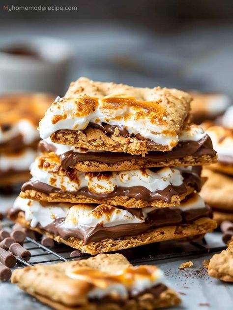 Savor The Ultimate S’mores Crack Recipe For A Blissful Treat - My Home Made Recipe Best Smores Dessert, Work Desserts Treats, S’mores Inspired Desserts, Bake Good Recipe, S'more Bars Recipe, Smores Desserts For A Crowd, Smores Bars Easy, S’more Dessert Recipes, Smores Cracker Candy