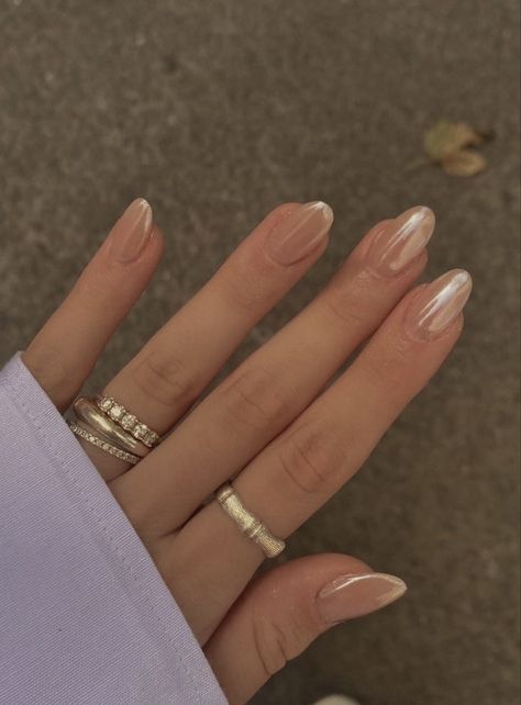 Champagne Nails, Office Nails, Jewelry Pearls, Subtle Nails, Bridal Prep, Simple Gel Nails, Pearl Nails, Soft Nails, Pearls Necklace