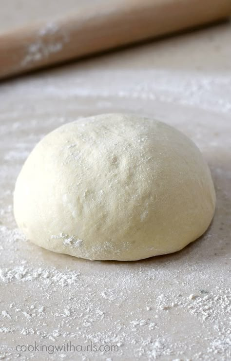 An authentic Italian Pizza Dough recipe using Tipo "00" Pizzeria Flour for a light and airy crust with a crispy exterior for the ultimate pizza experience. #pizza #rustic #authentic #dough #Italian 00 Flour Pizza Dough, Traditional Italian Pizza, Perfect Pizza Crust, Italian Pizza Dough Recipe, Best Pizza Dough Recipe, Ooni Pizza, Pizza Dough Recipes, Delicious Pizza Recipes, Authentic Italian Pizza