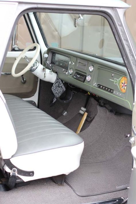 Truck Interior Ideas, C10 Interior, 1965 Chevy C10, Trucks Interior, Old Chevy Trucks, Chevy Apache, Chevy Stepside, Chevrolet Apache, Old Chevy