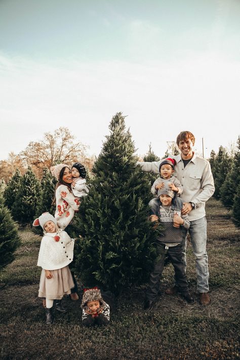 A family that cuts down the xmas tree together...is a family with love!!! Evie & Adrienne || Sustainable Baby Clothing and Accessories || Made in America || Be The Good || Fertility Awareness || www.evieandadrienne.com (original post) family Family Christmas Pictures By The Tree, Families At Christmas, Good Family, First Christmas As Family Of 4, Family Photo In Front Of Christmas Tree, Family In Front Of Christmas Tree, Future Family, Tree Farm Photo Shoot, Family Tree For Kids