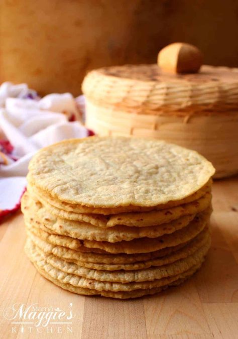 Authentic Mexican Corn, Making Corn Tortillas, Corn Tortilla Recipes, Healthy Breads, Staple Foods, Fancy Kitchen, How To Make Corn, Homemade Corn Tortillas, Mexican Corn