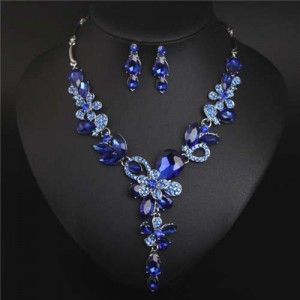 Crystal Bridal Jewelry Sets, Blue Wedding Jewelry, Crystal Jewelry Sets, Crystal Fashion, Flower Crystal, Ear Ring, Alloy Earrings, Chanel Accessories, Fancy Jewellery