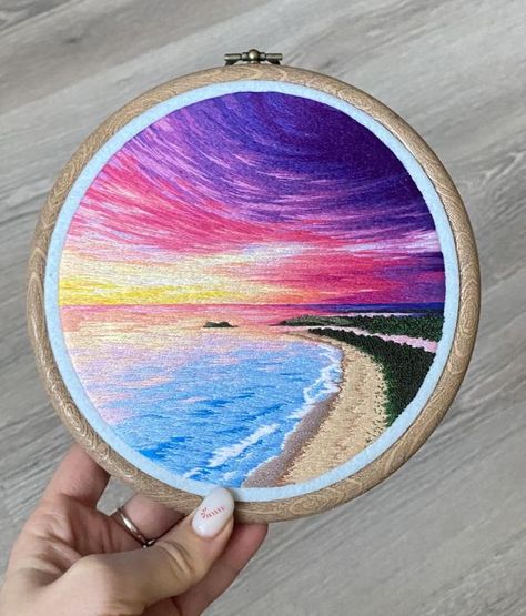 Sky Embroidery Pattern, Inspiring Embroidery, Sunset Embroidery, Landscape Embroidery, Simple Hand Embroidery Patterns, Creativity Inspiration, Embroidery Wall Art, New Embroidery, Diy Embroidery Patterns