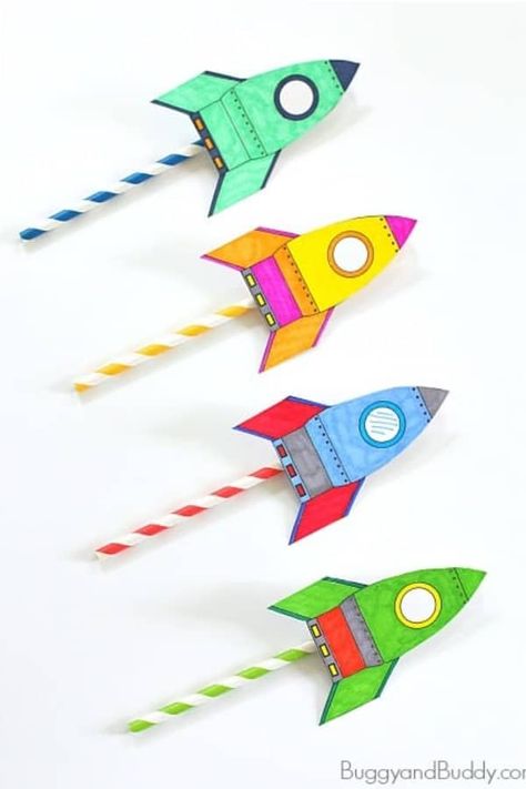 Need a super fun DIY craft to entertain the kids with at home?! Check out these totally awesome space craft tutorials and ideas for inspiration! #spacecrafts #kidscrafts #diycrafts #craftideas #crafts Straw Rockets, Rocket Template, Straw Rocket, Outer Space Crafts, Rocket Craft, Space Activities For Kids, Space Crafts For Kids, Space Party Decorations, It Party