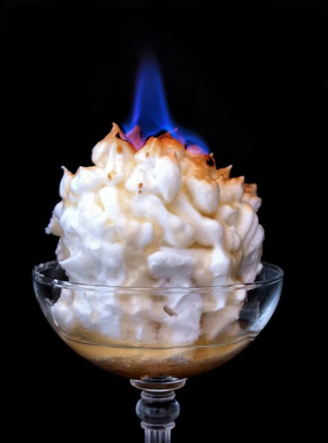 Baked Alaska Flambe, Flambe Desserts, Culinary Chef, Baked Alaska, Molecular Gastronomy, Homemade Taco Seasoning, Dessert Dishes, Supper Club, Baking Cupcakes