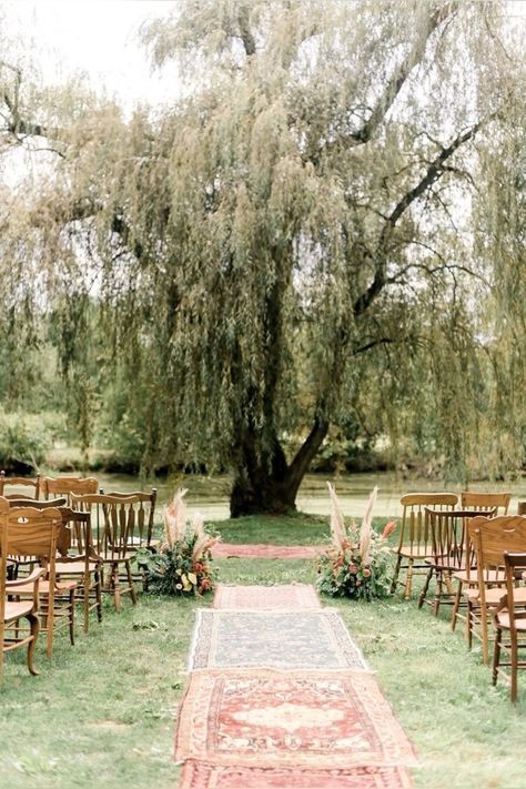 Wedding Aisle Unique, Vintage Rug Wedding Ceremony, Carpet Walkway Wedding, Vintage Rugs For Wedding, Outdoor Wedding Aisle Ideas Boho, Rug Isle Wedding, Vintage Rug Aisle Wedding, Eclectic Wedding Ceremony Decor, Unique Wedding Aisle Ideas