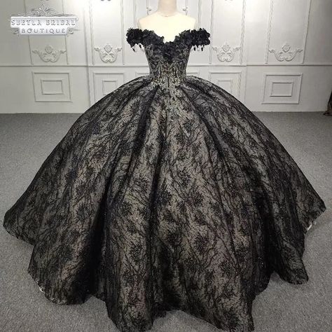 Black Lace Wedding Dress Black Beaded Ball Gown off the - Etsy UK Quinceanera Dresses Green, Black Quinceanera, Gothic Fairytale, Quinceanera Dresses Black, Black Quince, My Quinceanera, Champagne Quinceanera Dresses, Quinceanera Themes Dresses, Quincenera Dresses