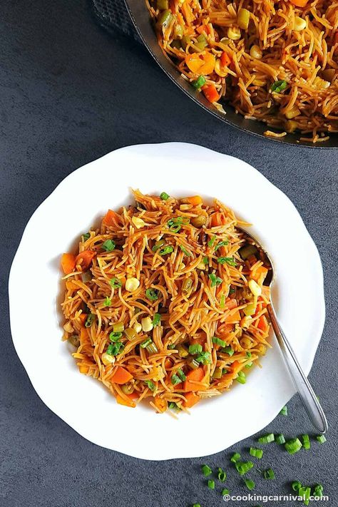 Vermicelli Recipe, Vermicelli Recipes, Schezwan Sauce, Snack Easy, Savory Recipe, Vermicelli Noodles, Rice Vermicelli, Food Vegetarian, Asian American