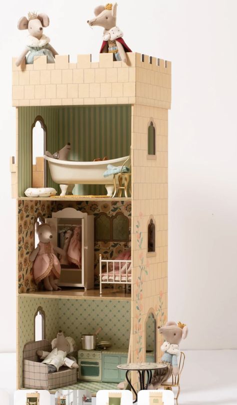 Maileg Castle, Castle Miniature, Maileg Mouse House, Cheese House, Maileg Dollhouse, Toy Corner, Maileg Mice, Castle Ideas, Maileg Mouse