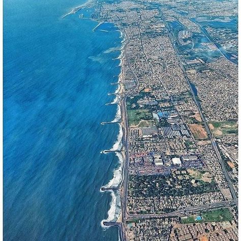 Photo by needy nomad in Chennai Marina Beach. Image may contain: sky and outdoor Hindi Assignment, Madras City, Chennai Beach, Freedom Photography, Amazing India, Cake Video, Beautiful Cake Designs, Coast Line, Marina Beach