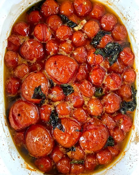 Fall Tomato Recipes, Japanese Tomato Recipe, Confit Tomatoes Recipe, Tomato Confit Pasta, Cherry Tomato Confit Recipe, Tomato Confit Recipes, Tomatoes Confit, Tomato Side Dish, Confit Tomatoes