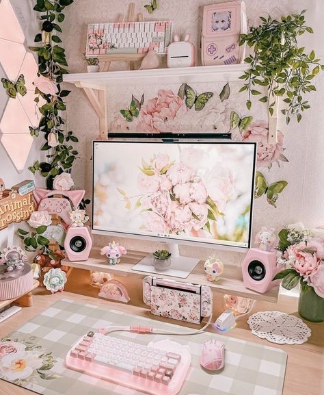 Cute White Desk, White Desk Setup, Shelf Plants, Desk Setup Ideas, Deco Pastel, Cozy Desk, Study Desk Decor, Cozy Gaming, Gamer Setup