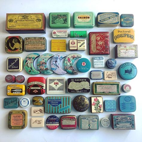 Vintage Tin Containers, Tin Box Packaging, Gin Packaging, Mint Tin Crafts, Flowers Paper Craft, Pressed Steel Toy, Vintage Trinkets, Cute Storage Boxes, Tin Crafts