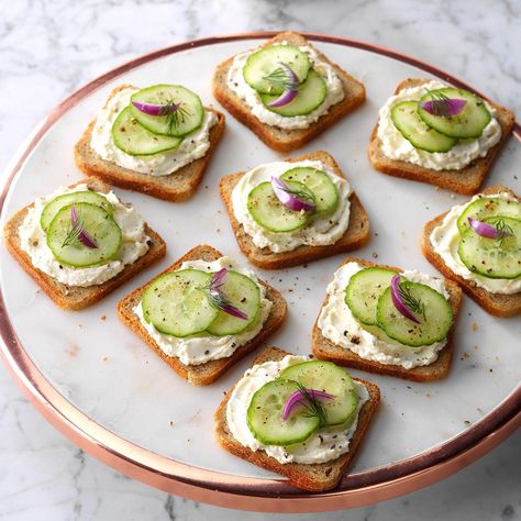 Cucumber sandwiches make a perfect springtime appetizer. Use white bread for a more traditional take. Sandwiches Party, Springtime Appetizers, Vegetarian Finger Food, Small Sandwiches, Cucumber Sandwiches Recipes, Cream Cheese Sandwiches, Easter Snacks, Tea Food, Party Sandwiches