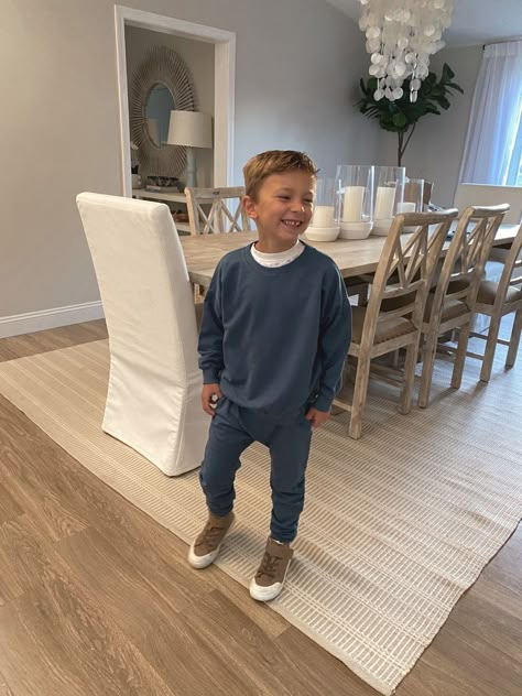 Boy Kindergarten Outfits, Elementary Boy Outfits, Boys School Picture Outfits, Boy School Picture Outfits, Picture Day Outfit Boys, Boys Picture Day Outfit, Toddler Boy Outfits Aesthetic, Kindergarten Boy Outfits, Little Boy Style Outfits