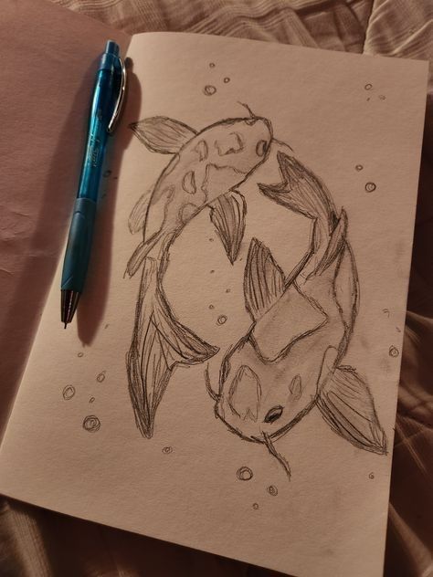 Sketches For Portfolio Art School, Ying Yang Fish Drawing, Coi Fish Sketches, Drawing Coy Fish, Pencil Doodles Sketchbook, Koi Fish Sketches, Fish Sketch Easy, Coy Fish Drawing Simple, Cute Koi Fish Drawing