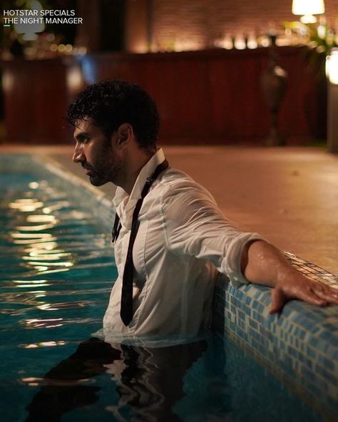 Aditya Roy Kapoor, Aditya Roy Kapur, Deep Quotes That Make You Think, Roy Kapoor, Vintage Bollywood Aesthetic, Night Manager, Hey Handsome, Vintage Bollywood, Boy Photography Poses