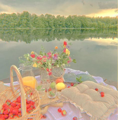 cottagecore, cottage, fairy, fairycore, pastel, nature, aesthetic Picnic Inspiration, Fotografi Vintage, Picnic Date, Cottagecore Aesthetic, Spring Aesthetic, A Picnic, Aesthetic Iphone, Nature Aesthetic, Pretty Places