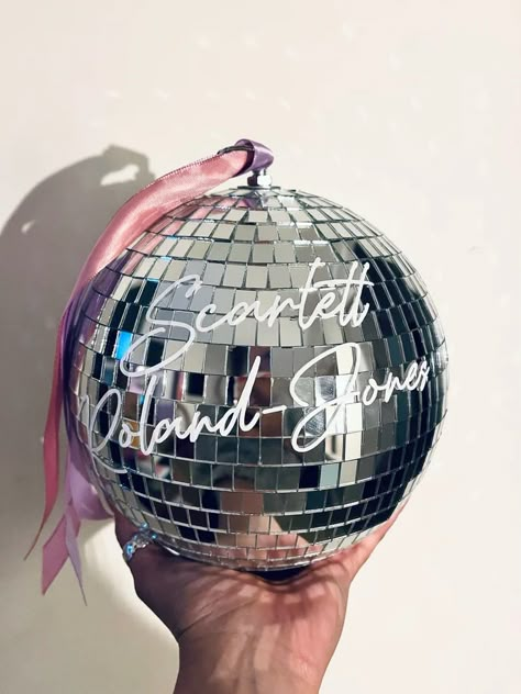 Wedding Disco Ball, Birthday Game Night, Disco Parties, Wedding Disco, International Christmas, Disco Wedding, Disco Theme, Vinyl Personalized, To Avoid Disappointment