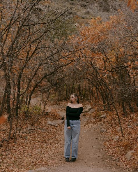 Senior pics with Lovely from this last fall!! I’m aware it’s certainly not fall, but I can’t help but share snippets of Lovely’s session bc it makes me so happy 🥹🍁🍂 What season would you want your senior picture? Fall Inspired Senior Pictures, Senior Pics Outfits Fall, Senior Picture Photography Tips, Fall Photo Shoot Ideas For Women, Fall Canyon Photoshoot, Senior Picture Ideas Outfits Fall, Unique Fall Senior Pictures, Fall Aesthetic Senior Pictures, Senior Pics In The Rain