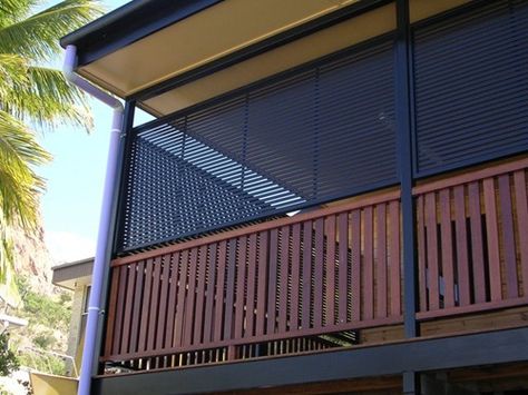 aluminium-privacy-screens-to-enclose-balcony Apartment Patio Privacy, Patio Plan, Enclosed Balcony, Balcony Screen, Clematis Armandii, Balcony Shade, Privacy Screen Deck, Outdoor Privacy Screen, Balcony Privacy Screen